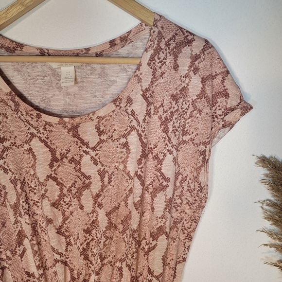 H&m pink snakeskin pattern casual wear dress. Size S - Picture 1 of 8